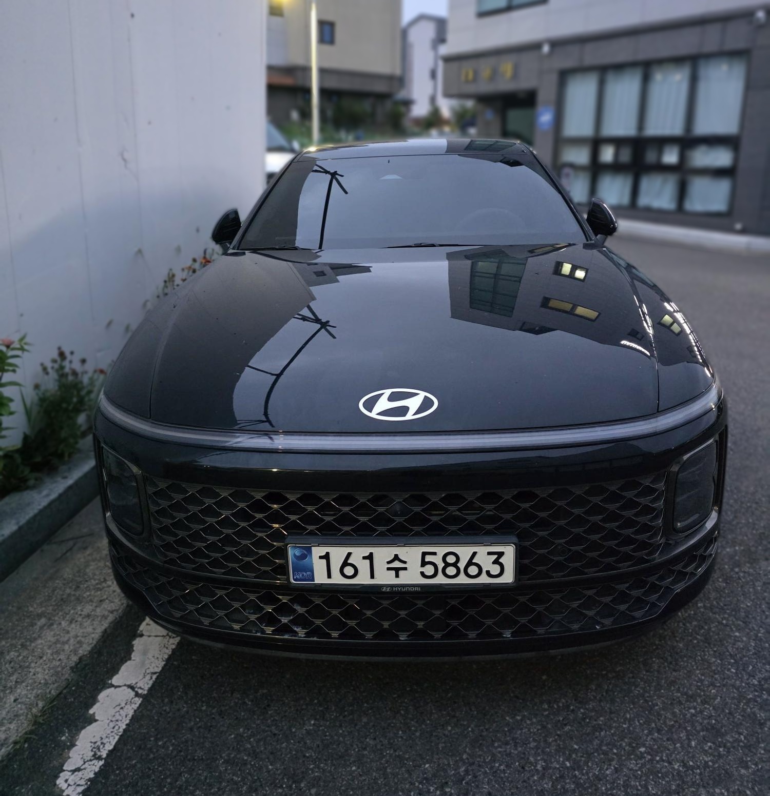 Hyundai The All-New Grandeur (GN7)