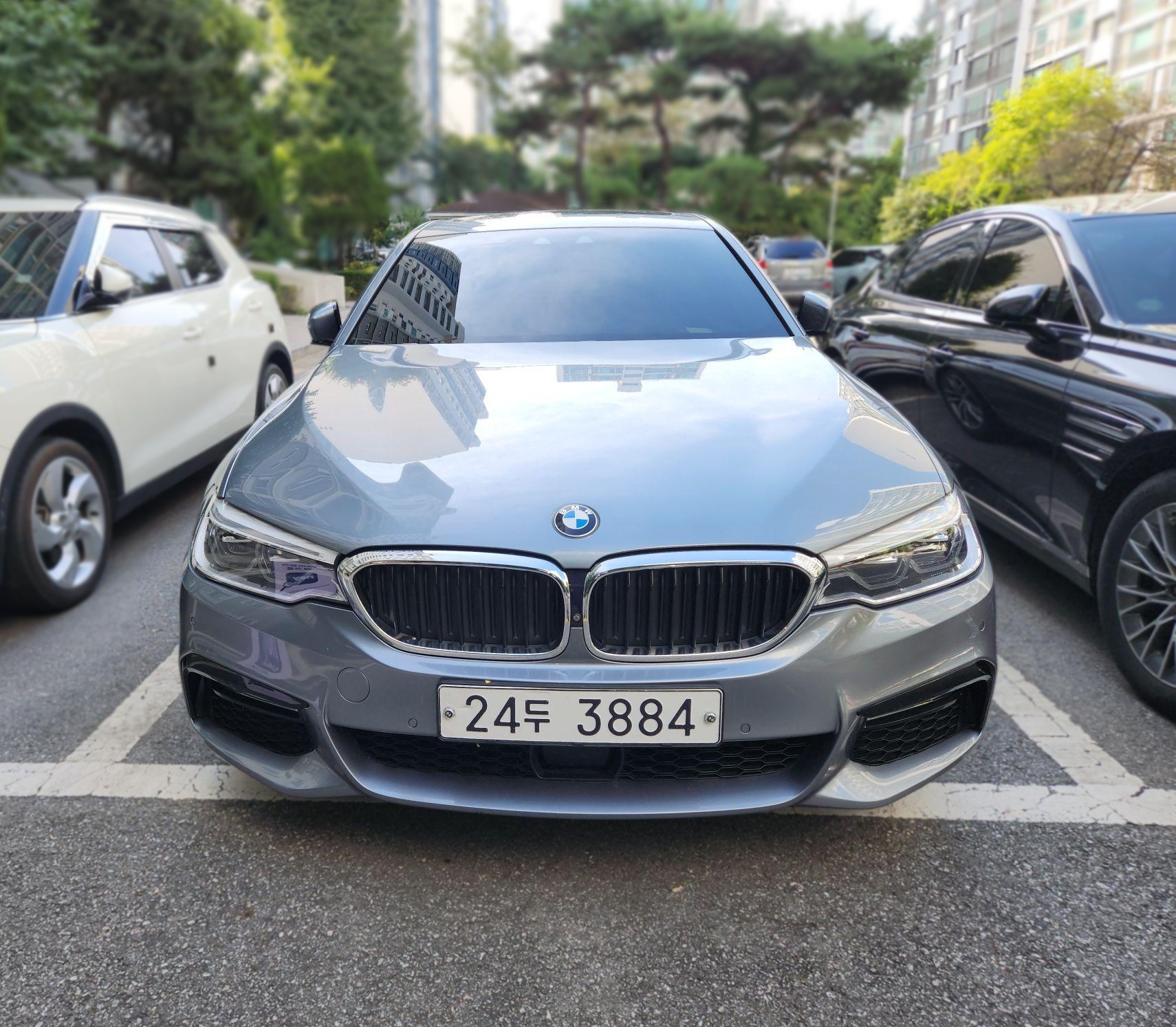 BMW 5 Series (G30)