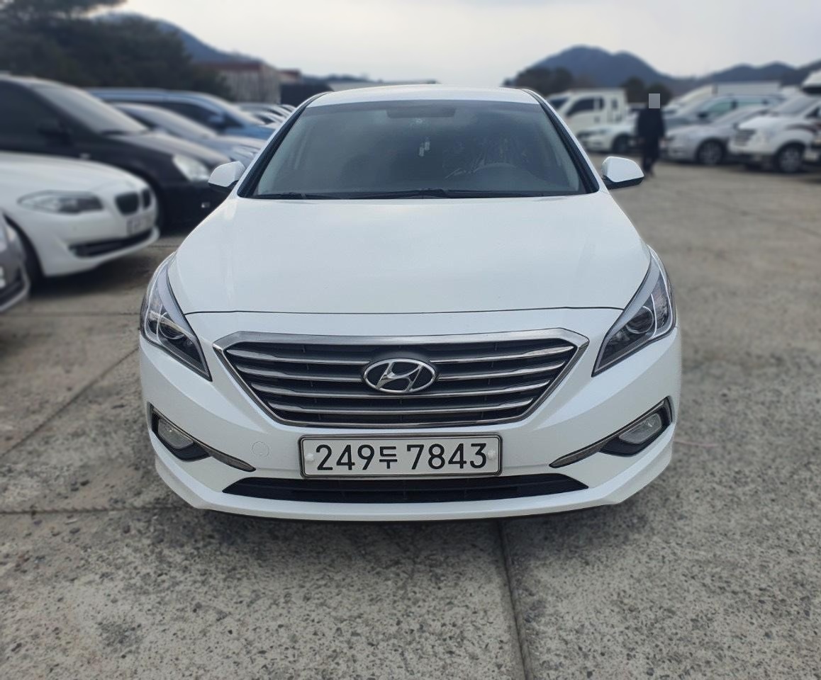 Hyundai LF Sonata