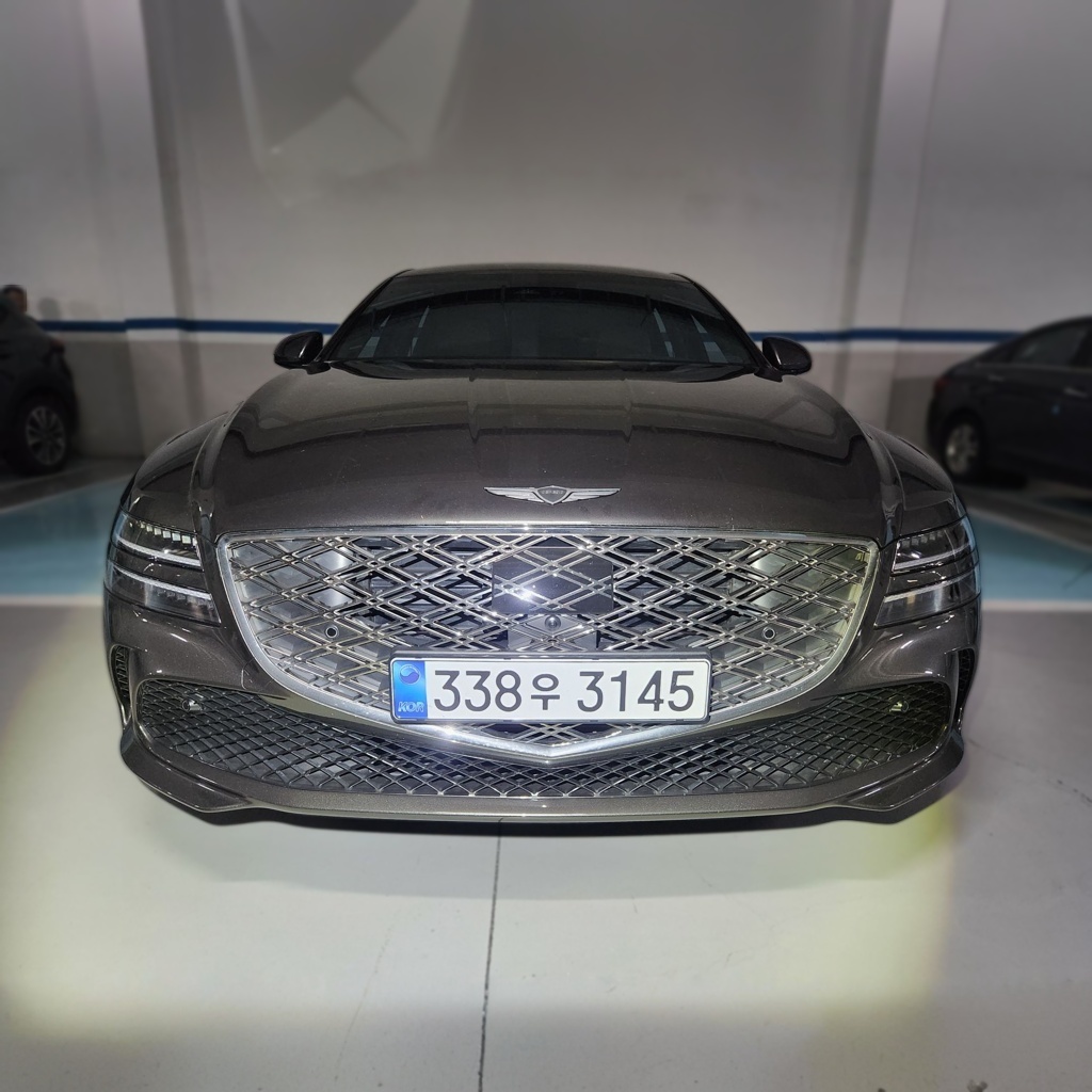 2026 Genesis The All New G80 FL 2.5T Gasoline AWD — photograph 1 of 1