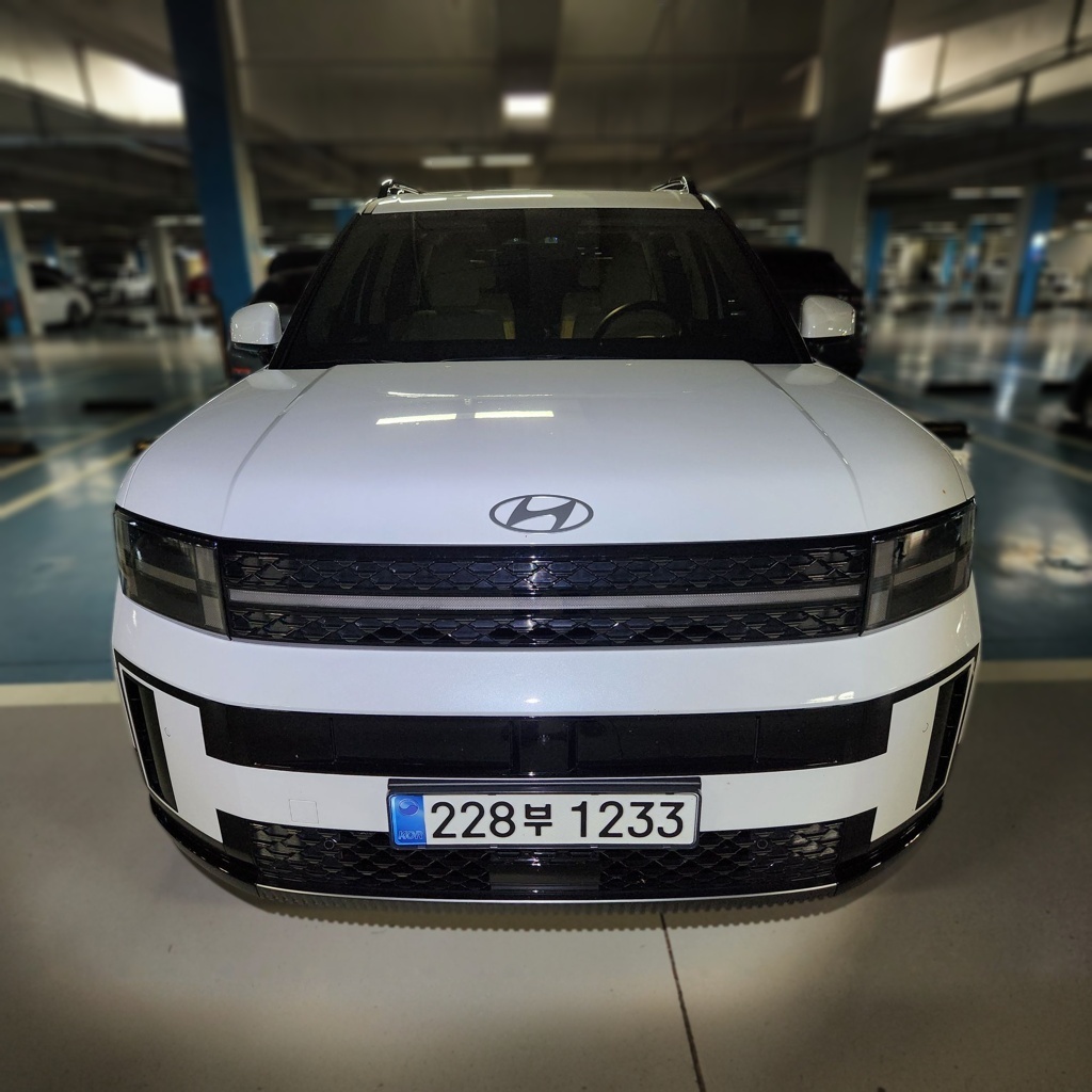 2024 Hyundai The All New SANTA FE Hybrid (MX5) 1.6T Hybrid 4WD Calligraphy — photograph 1 of 1