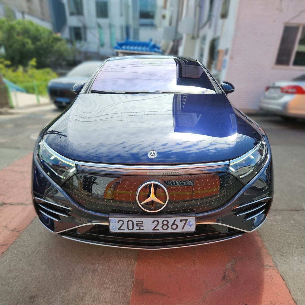 2022 Mercedes-Benz EQS V297 EQS 450+ AMG Line — photograph 1 of 1