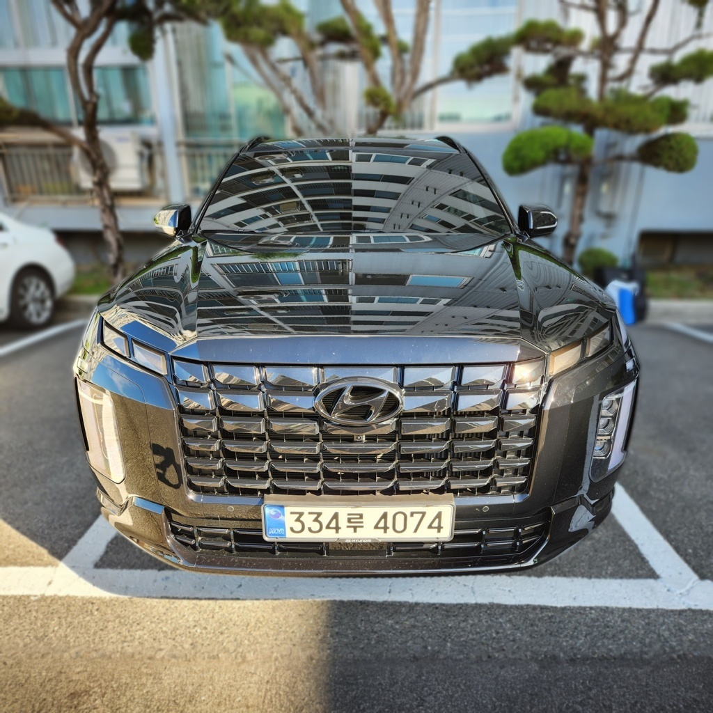 2024 Hyundai DIESEL 2.2 2WD Calligraphy (7 Seater) — photograph 1 of 1