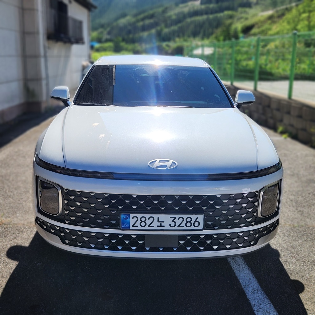 2026 Hyundai The All New Grandeur Hybrid (GN7) Premium — photograph 1 of 1