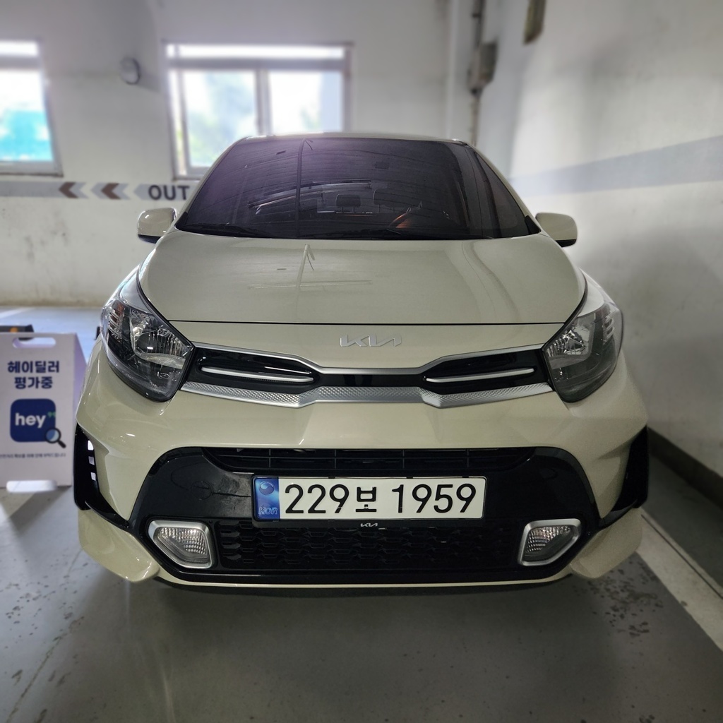 2023 Kia MORNING URBAN Prestige — photograph 1 of 1