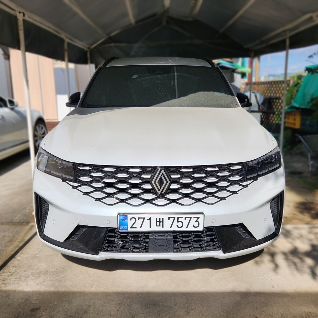 2025 Renault Korea (Samsung) Grand Koleos 1.5 E-TECH Hybrid 2WD Iconic — photograph 1 of 1