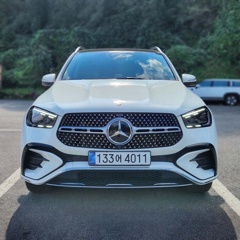 2025 Mercedes-Benz GLE450 4MATIC — photograph 1 of 1